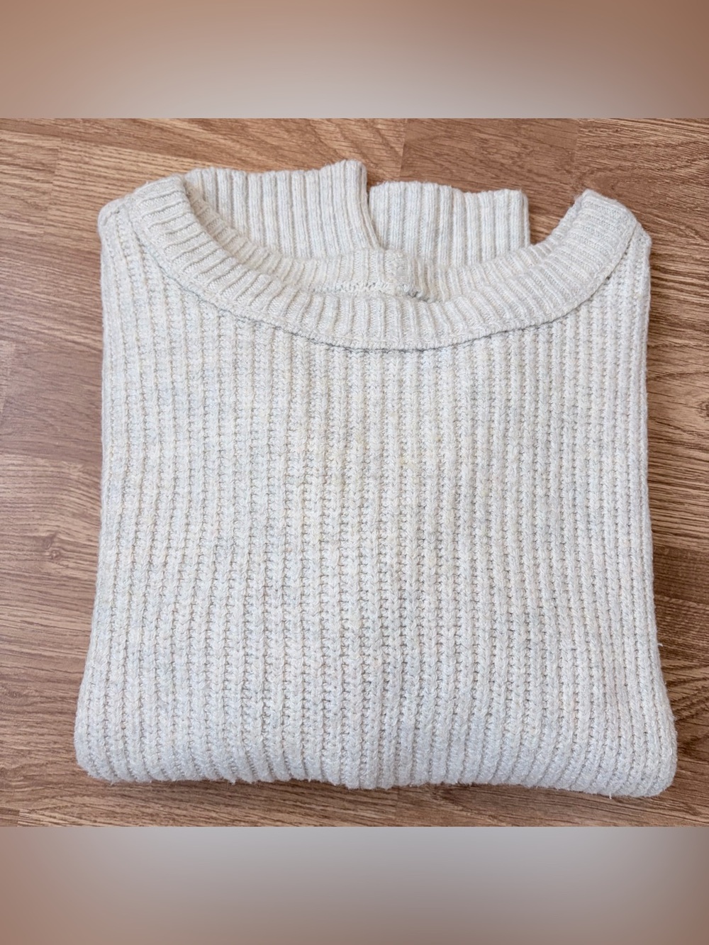 American Eagle Oversized Crewneck Chunky Knit Cropped Wool Blend Sweater